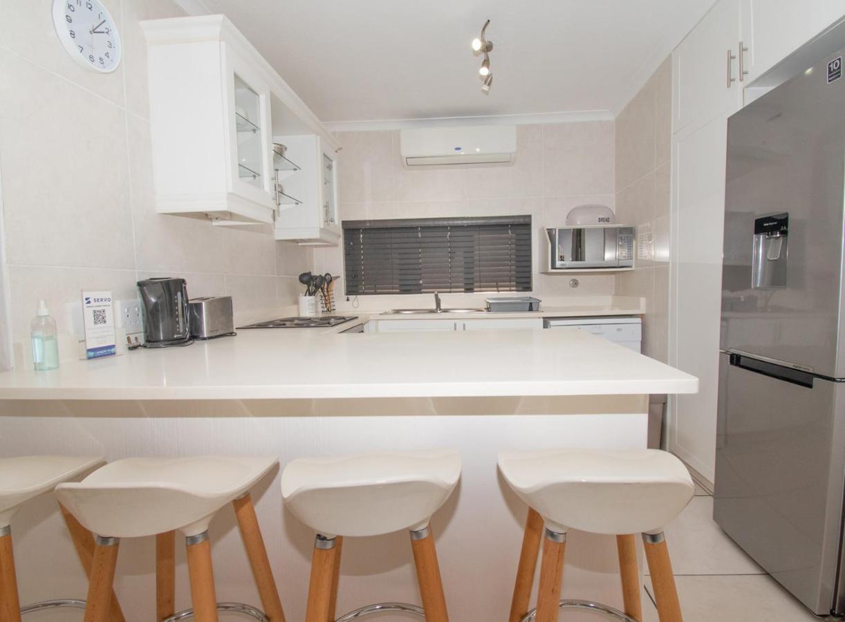 7 The Shades Umhlanga Rocks Apartment Durban Ngoại thất bức ảnh